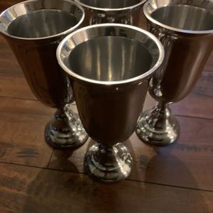 Set of 4 goblets